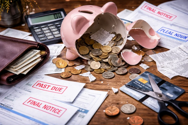 Top Financial Mistakes That Hurt Your Savings